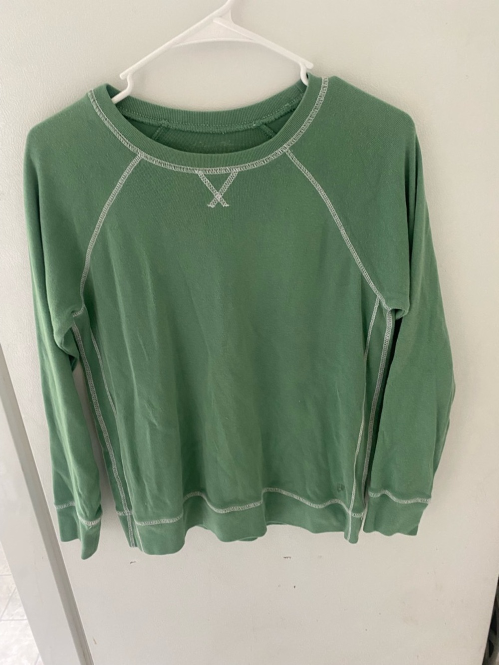 VINTAGE Eddie Bauer Green Crewneck Women's Sweater